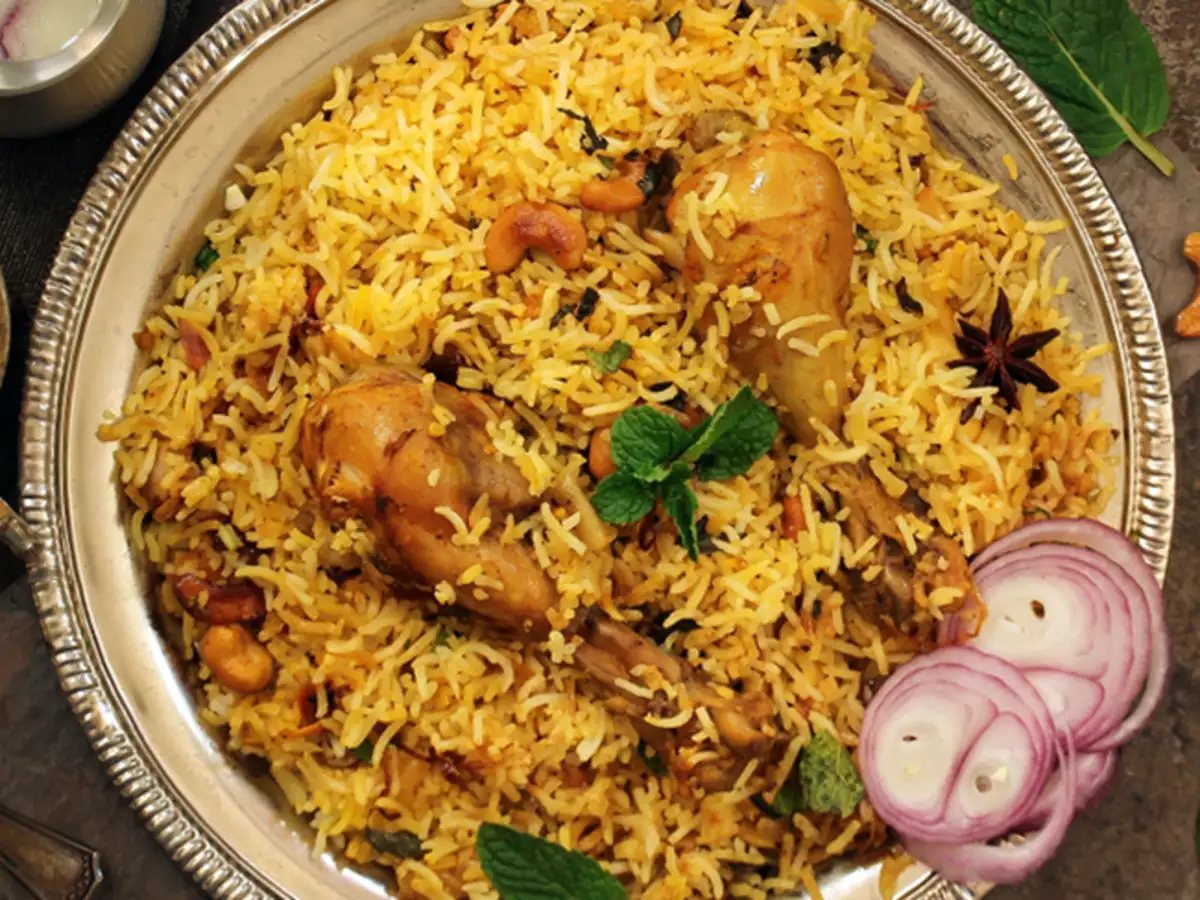 Read more about the article 7 Pengalaman Makanan Pakistan Terpaling Layan